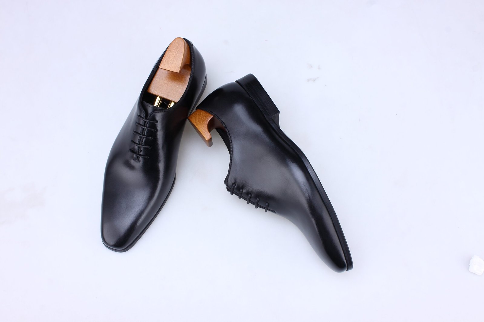 Tan Brown Vintage Finish Brogue Oxford Shoes for Men - Image 4